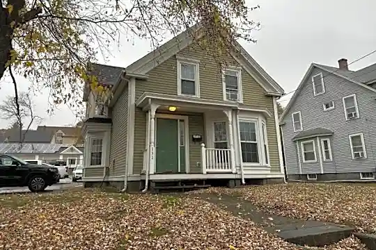 151 Church St Photo 1
