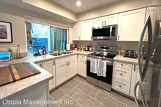 7964 Mission Center Court Unit C Photo 1