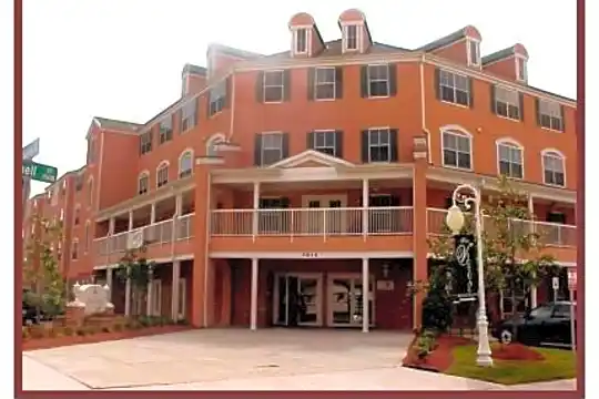 Pleasant Hill Village Photo 2