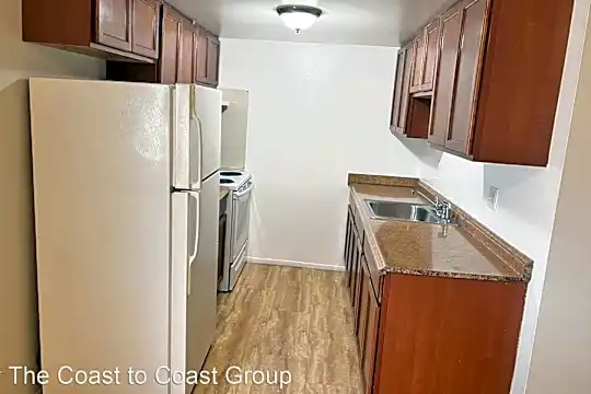 11500 Warren Blvd Photo 1