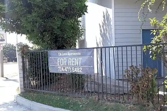 Elk Lane Apartments Photo 2