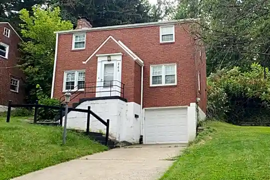 265 Gilkeson Rd Photo 2