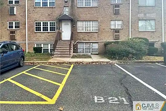 6 College Dr #6 Photo 1