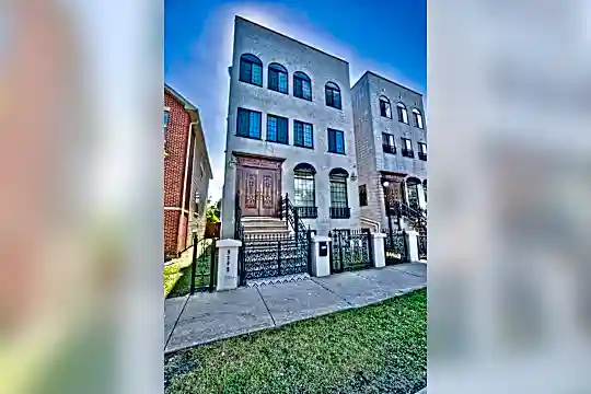3155 W Wallen Ave Photo 1