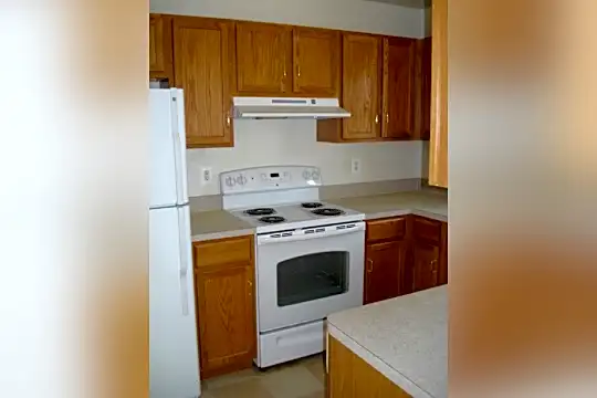 Hunting Creek Apartments Photo 2