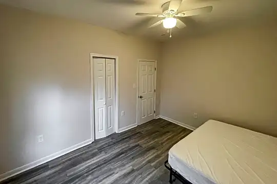 Room For Rent Photo 1
