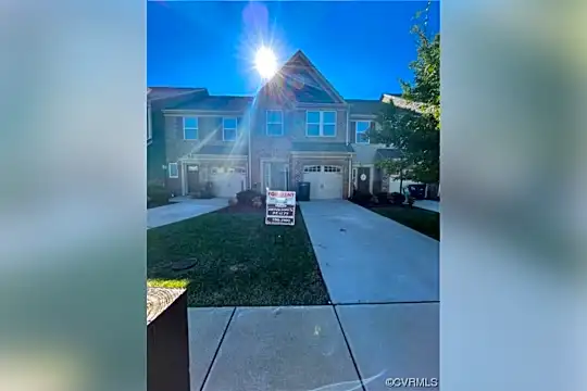 8899 Ringview Dr Photo 2
