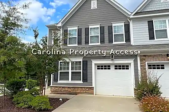 228 Beldenshire Wy Photo 2