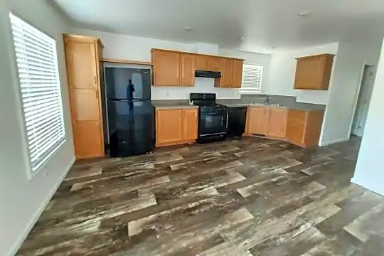 1624 Palm St #212 Photo 1