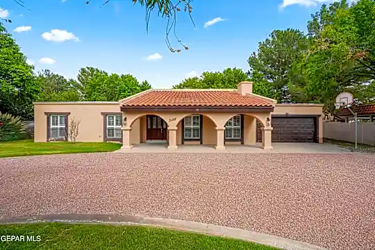 5108 Willow Creek Dr Photo 1