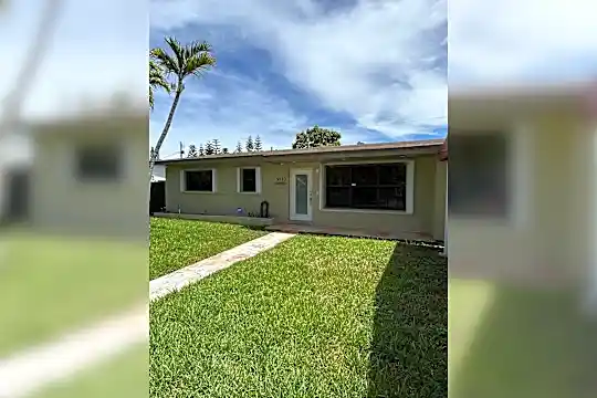 9880 Santos Dr Photo 1
