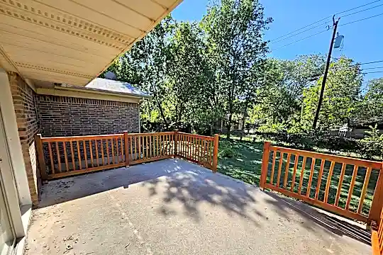 512 Kate St Photo 1