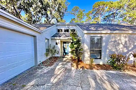938 Rue De Palms Photo 2