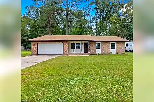 2821 Lambert Trail Photo 1