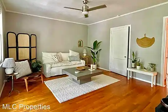 1230 VIRGINIA AVENUE, NE Photo 1