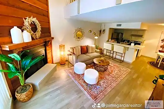 95 Poinciana Dr Photo 1