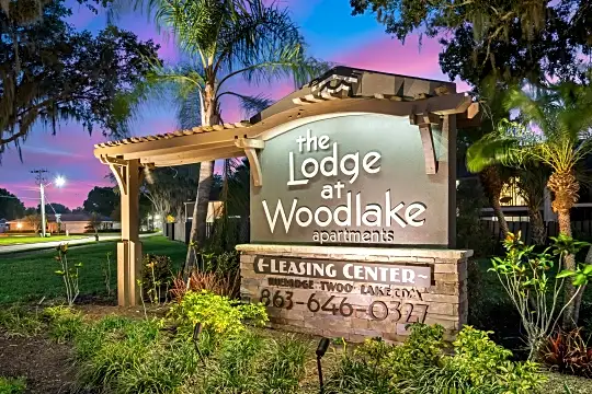 The Lodge at Woodlake Photo 1