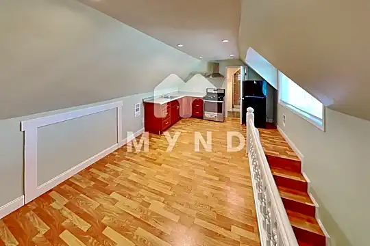 1600 41St Avenue Unit 3 Photo 2