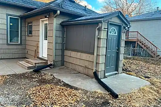 2121 D St Photo 2