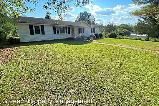 1544 Gilmore Hill Rd Photo 2