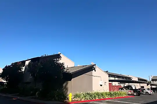 Gilroy Photo 1