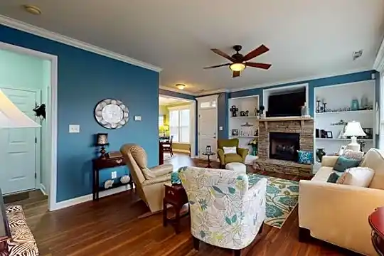 4301 Iyar Way Photo 2
