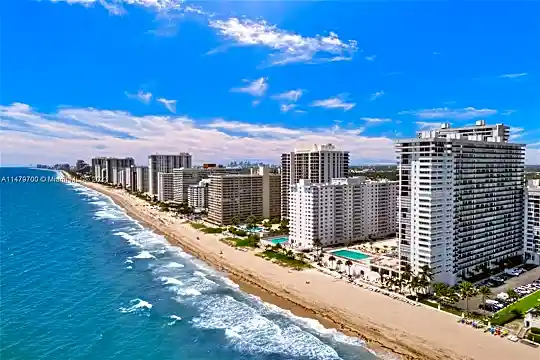 4280 Galt Ocean Dr #25D Photo 1