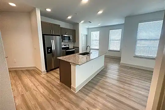 Condos For Rent in Aubrey, TX - 17 Condos | Rent.com®