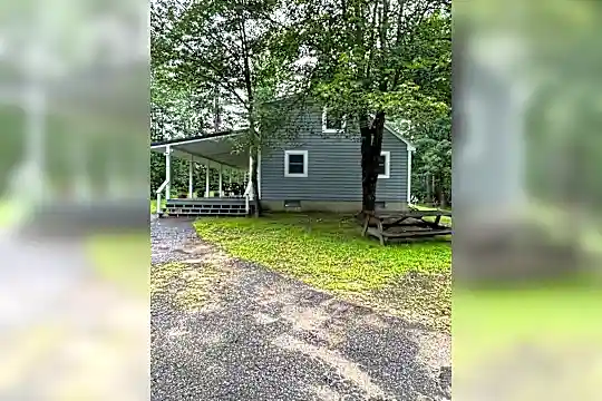 2279 Stinson Lake Rd Photo 2