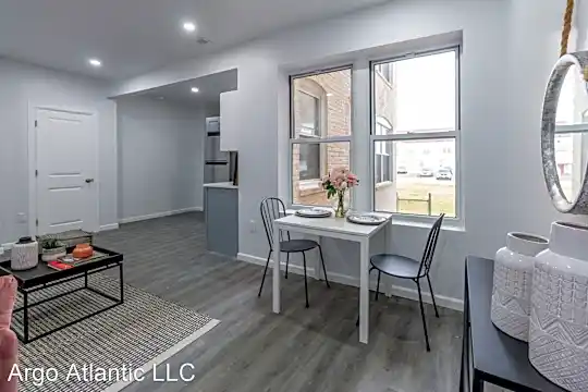 212 Atlantic Ave Photo 1