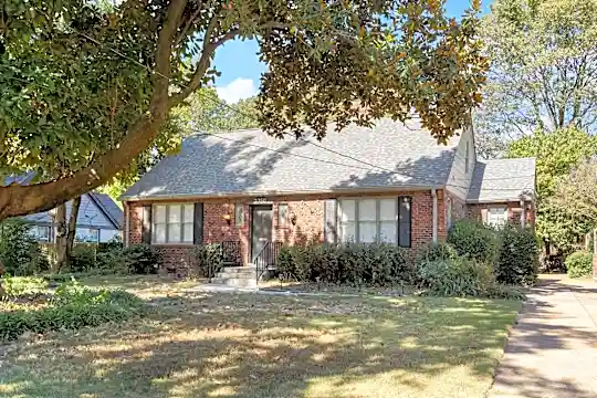 3350 Highland Park Pl Photo 1