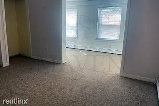 428 Main St Photo 1