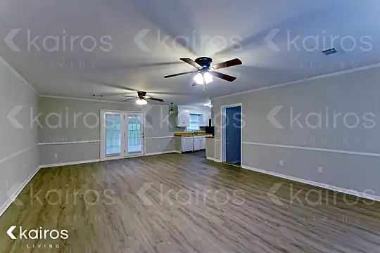 6922 43rd St Photo 2