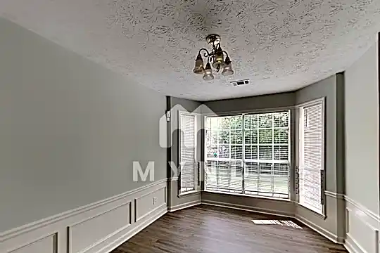 3962 Wintersweet Drive Photo 1