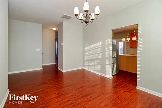 2738 Mossy Meadow Drive Photo 2