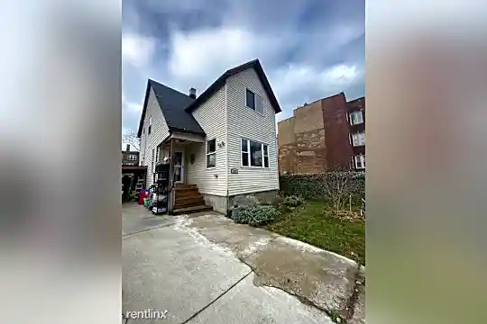 7412 S Phillips Ave Photo 1