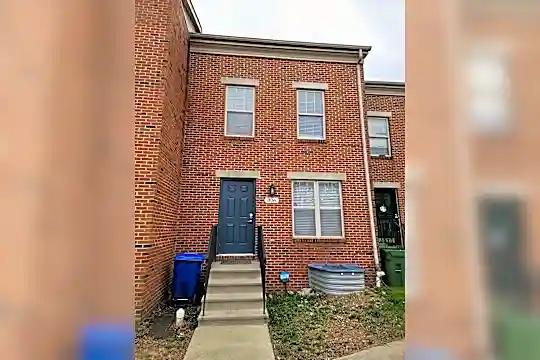 306 N Fremont Ave Photo 1
