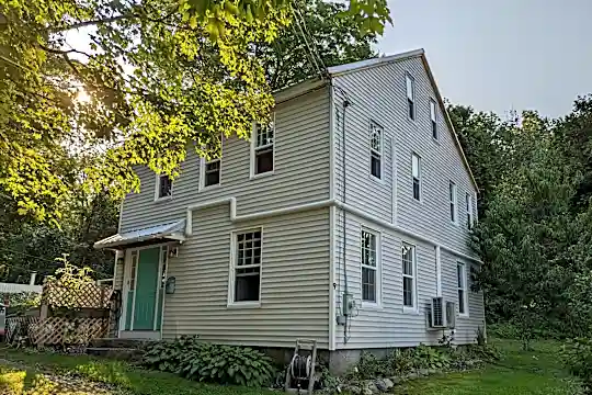 9 Walker St Photo 1