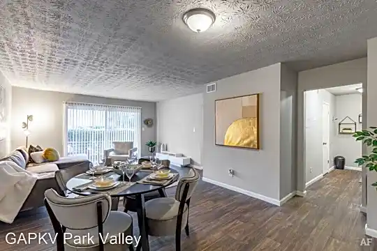 Park Valley Apartments Photo 1