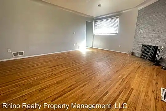 925 Louisiana Blvd SE Photo 1