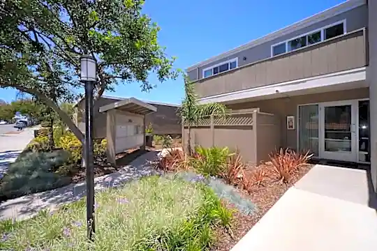 Terra Oceanside Photo 1