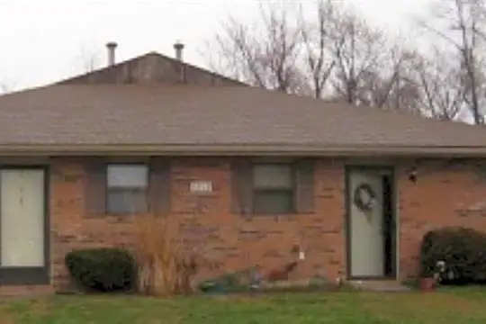 1693 Thompson Dr #D Photo 1
