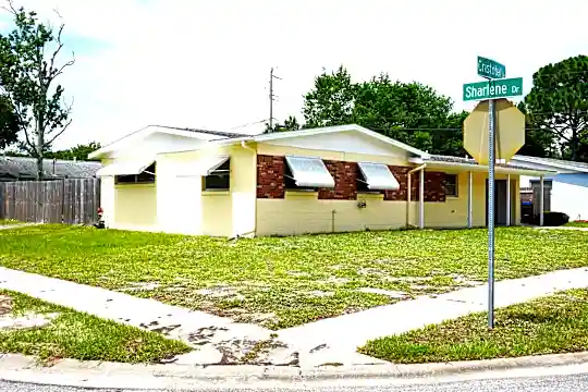 905 Cristobal Dr Photo 2