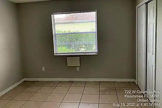 720 W Columbia Ave Photo 2