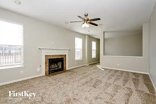 7845 Lofton Court Photo 2