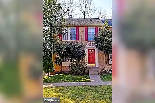 12975 Freestone Ct Photo 2