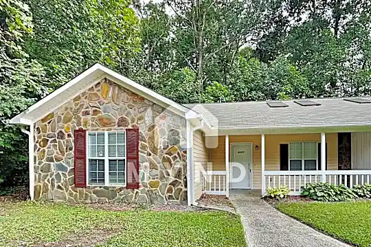 4385 Coopers Creek Dr SE Photo 1