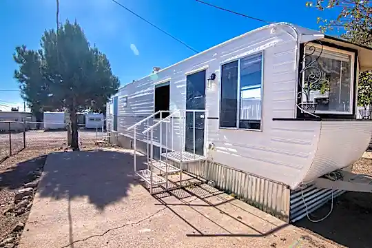825 W Sieling Loop Photo 1