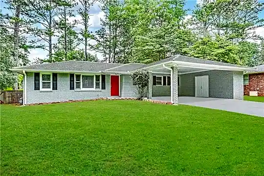 5819 Darry Cir Photo 2