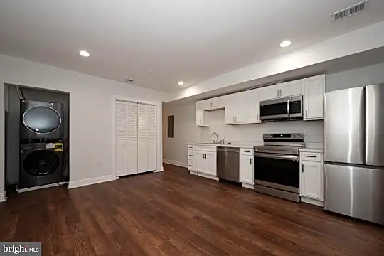 3321 11th St NW #1 Photo 1